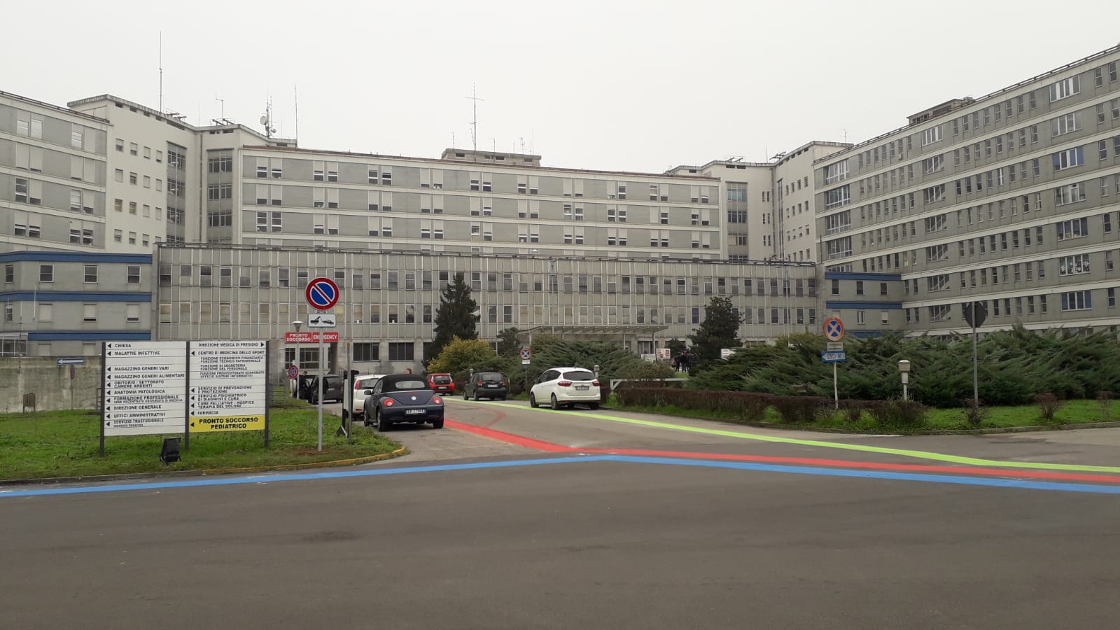 Mancano spazi idonei in ospedale, il primario di cardiologia visiterà